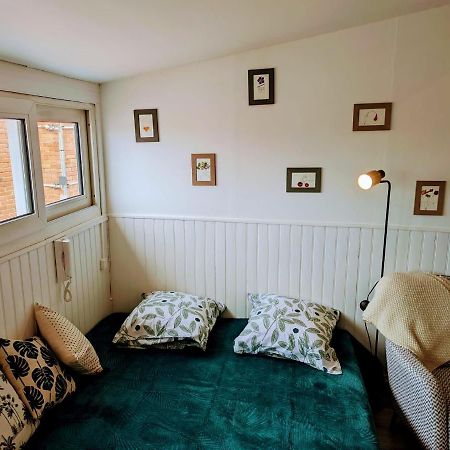 Appartement Studio Hyper-Centre La Rochelle, A Deux Pas Du Vieux Port à La Rochelle  Extérieur photo