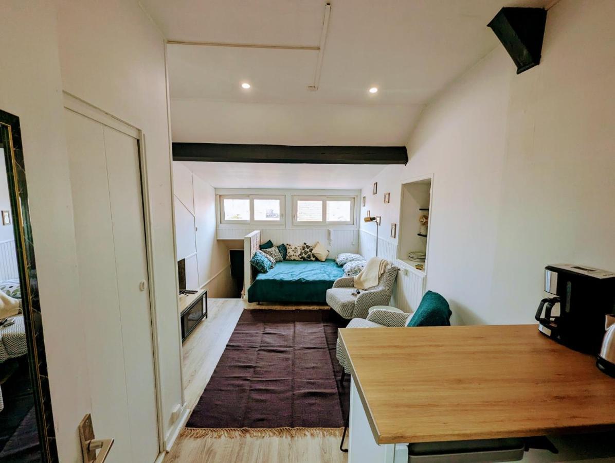 Appartement Studio Hyper-Centre La Rochelle, A Deux Pas Du Vieux Port à La Rochelle  Extérieur photo