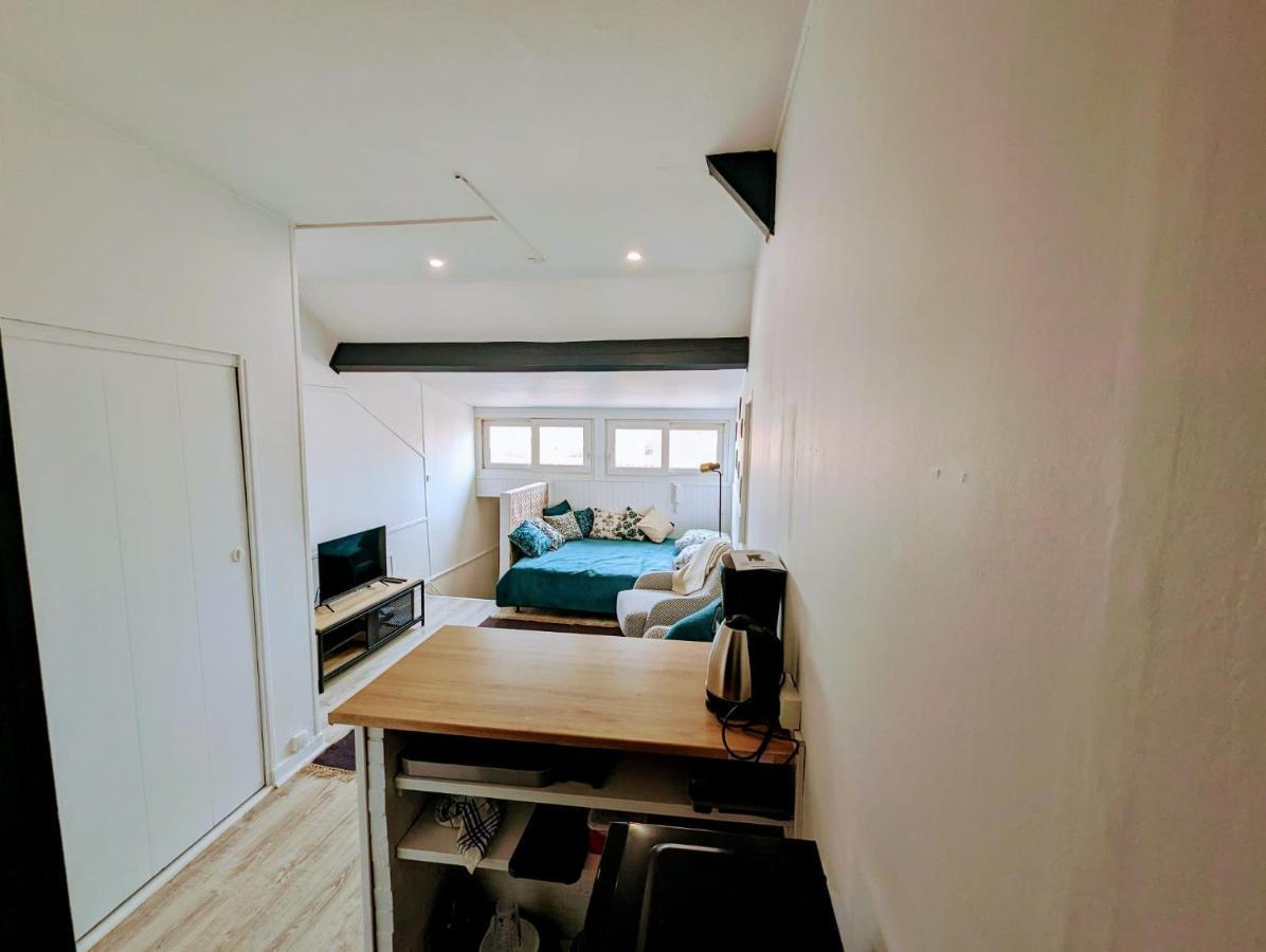 Appartement Studio Hyper-Centre La Rochelle, A Deux Pas Du Vieux Port à La Rochelle  Extérieur photo